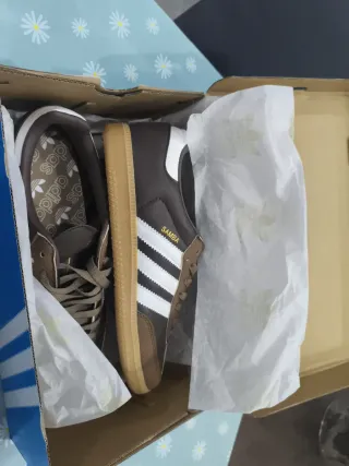 Adidas Samba Marrones y Blancas