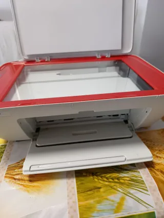 Stampante HP DeskJet 2633 Rossa e Bianca