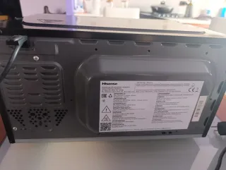 Forno a microonde Hisense nero