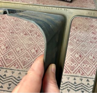 Bisel marco izquierdo faro Jeep Cherokee 80-90