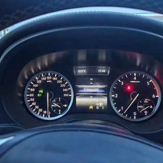 Infiniti Q30 Automático. 2016