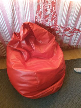 Puff gigante rojo cómodo para salón o relax