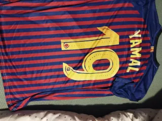 Camiseta de fútbol a rayas