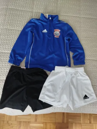 Conjunto Ropa Fútbol CD Coya Adidas muy nuevo