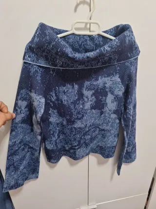 Top Desigual cuello barco estampado azul T.XS