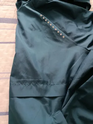 Cortavientos impermeable mujer