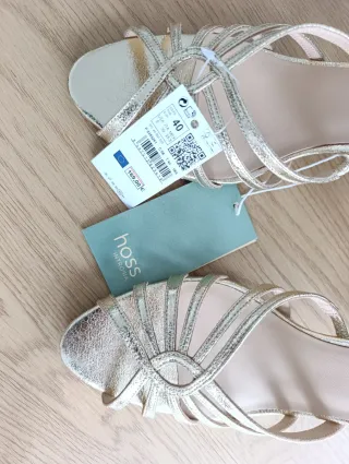 Sandalias Hoss Intropia doradas talla 40