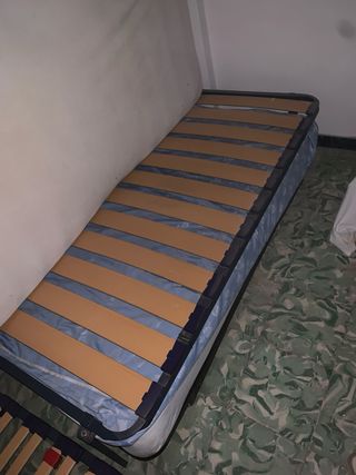 2 Camas Base Madera Metal una de ellas es doble