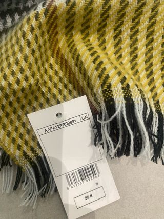 Bufanda Purificación García cuadros