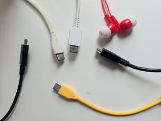 Pack Cables USB-C, MicroUSB y Auriculares