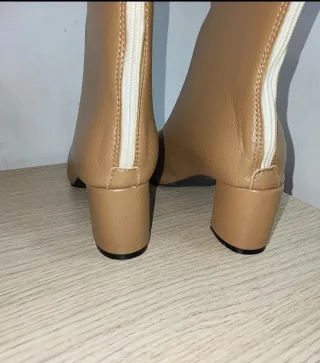 Stivali beige tacco 6cm