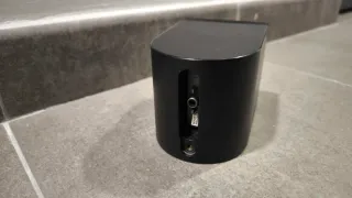 Altavoz Bose Acoustimass cubo red line