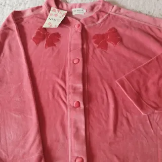 Bata fucsia de algodón nueva