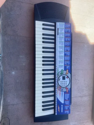 Teclado Yamaha PSR-74