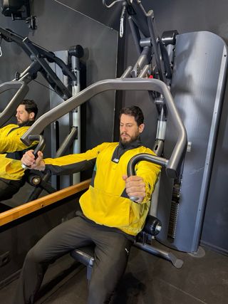 Máquina de gimnasio multifunción