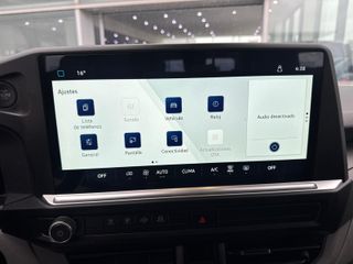 Volkswagen Caravelle Batalla Corta 2.0TDI 110 cv