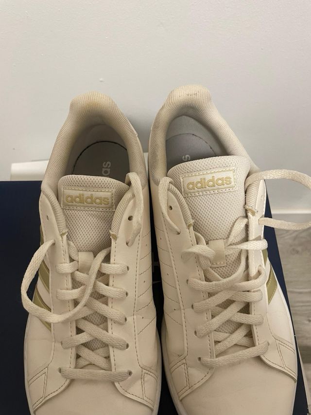 Adidas Blancas Unisex Tamanho 41