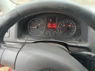 Volkswagen Golf 2004