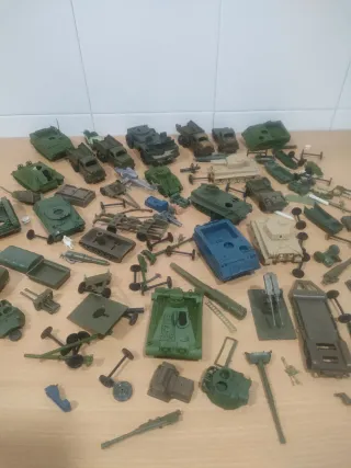 Lote Coches Plástico Militar