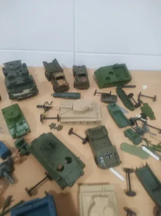 Lote Coches Plástico Militar
