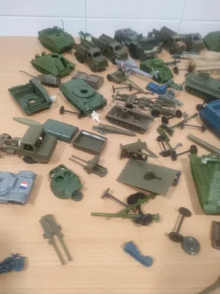 Lote Coches Plástico Militar