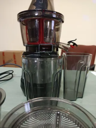 Estrattore Acciaio Inox e passa pomodoro 2 in 1