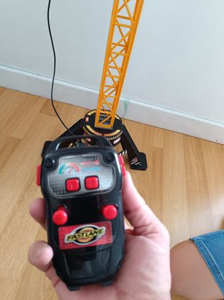 Grúa de juguete Fastlane con mando