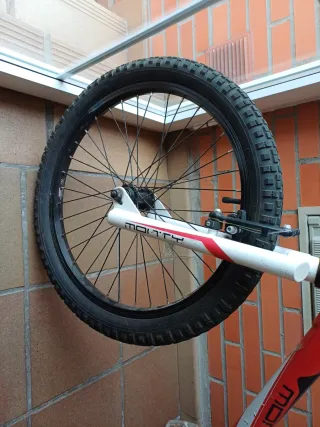 Bicicleta infantil Monty roja