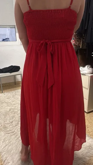 Vestido fiesta rojo con pedreria. Pecho 100A