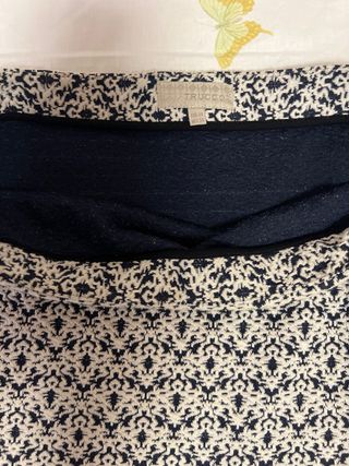 Falda estampada con bolsillos