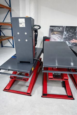 Elevador de tijera CORGHI