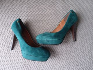 Zapatos de tacón verde azulado talla 39