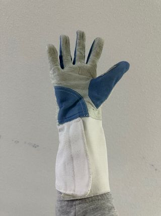 Chaquetilla y guante esgrima