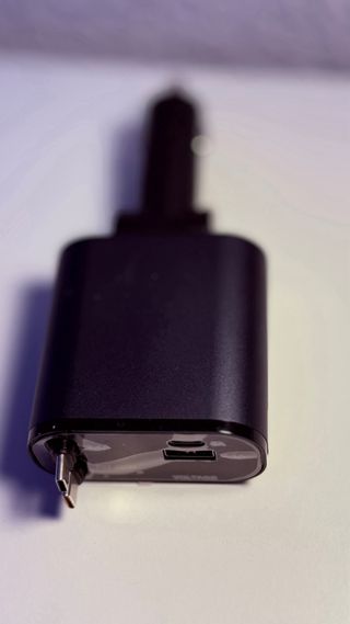 Cargador Coche Rápido 30W USB-C y USB-A