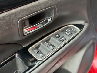 Mitsubishi Outlander PHEV Kaiteki 4WD año 2017