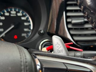 Mitsubishi Outlander PHEV Kaiteki 4WD año 2017