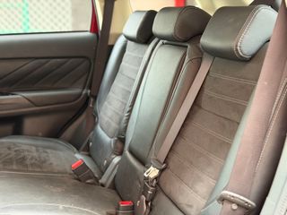 Mitsubishi Outlander PHEV Kaiteki 4WD año 2017