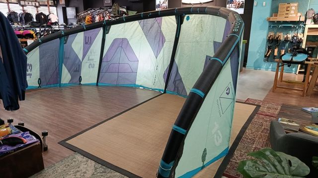 Cometa Rebel 2023 13m