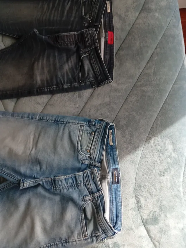 2 Pantalones Vaqueros hombre. Jack & Jones Talla 3