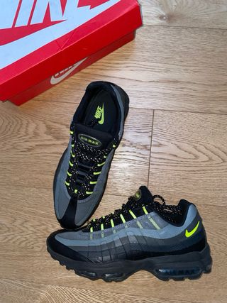 Nike Air Max 95 Ultra nere/grigie verdi