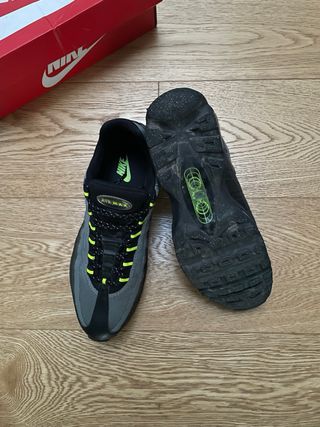 Nike Air Max 95 Ultra nere/grigie verdi