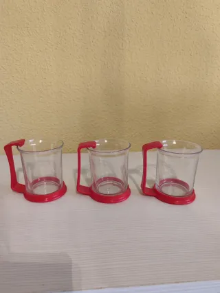 Vasos Duralex Yoplait Transparentes y Rojos