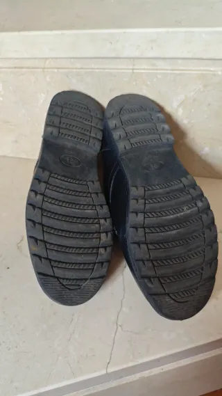 Zapatos Negros niño talla 34 para Procesiones Sema