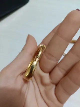 Orecchini a cerchio dorati