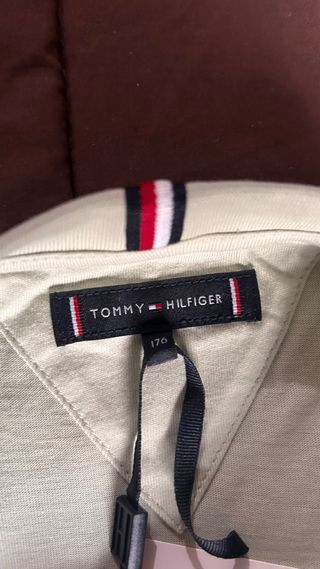 Camiseta Tommy Hilfiger Manga Larga Beige