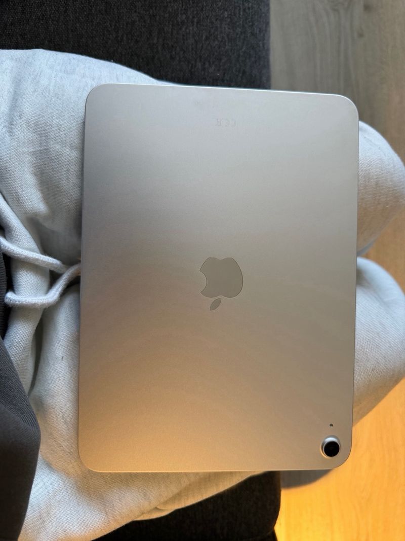 iPad 10ª Gen 128GB Plata Como Nuevo Garantía 2026 afbeelding 6
