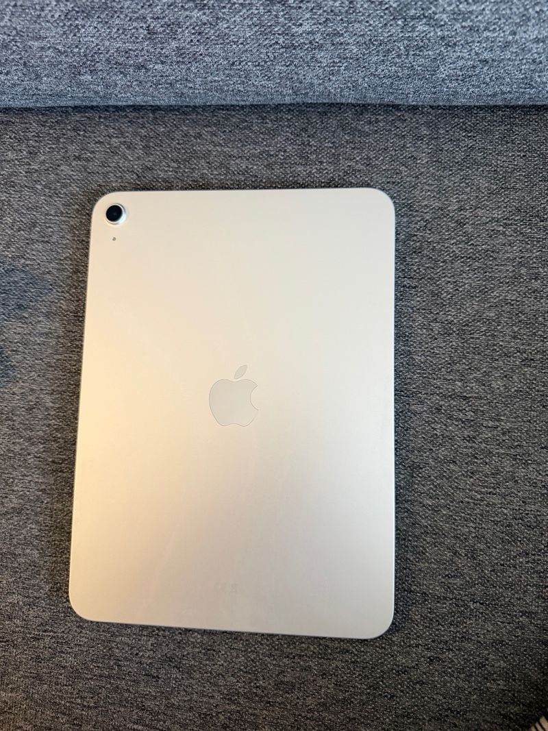 iPad 10ª Gen 128GB Plata Como Nuevo Garantía 2026 afbeelding 5