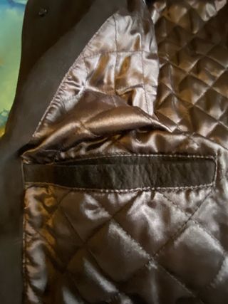 Chaqueta de piel marrón