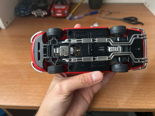 Ferrari 275 GTB4 Burago 1:24 Rojo