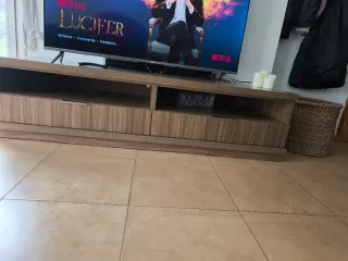 Mueble comedor madera y cristal